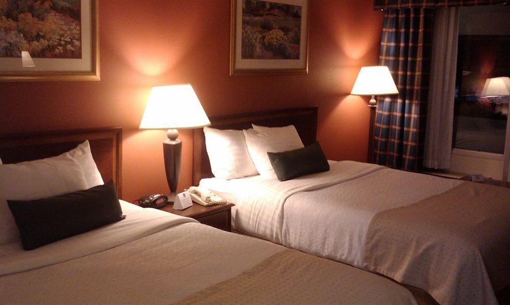 Holiday Inn Scranton East - Dunmore, An Ihg Hotel Εξωτερικό φωτογραφία